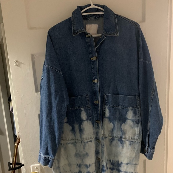 Zara Oversized Denim Tie Dye Distressed Shirt Overshirt jean shirt size large - Picture 2 of 5